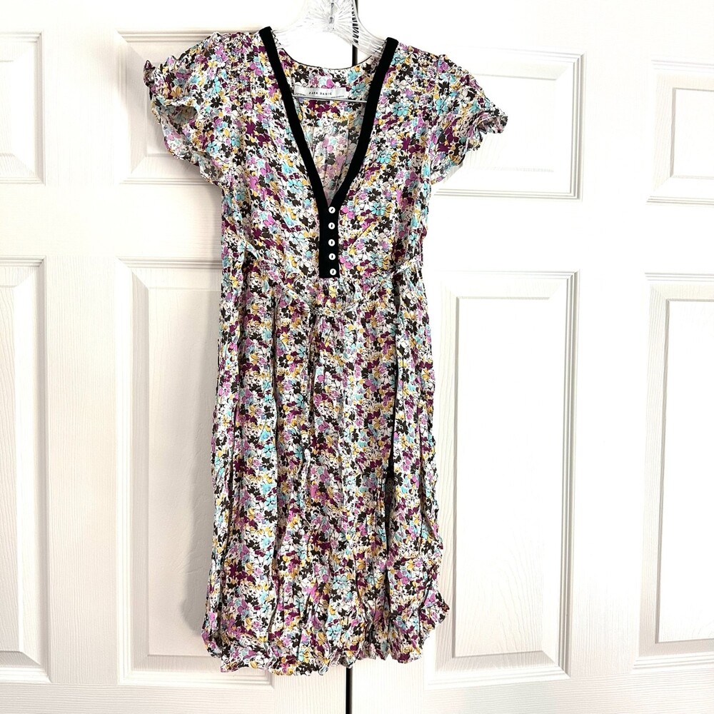 Zara Basic Short Dress Floral V-Neck Size S